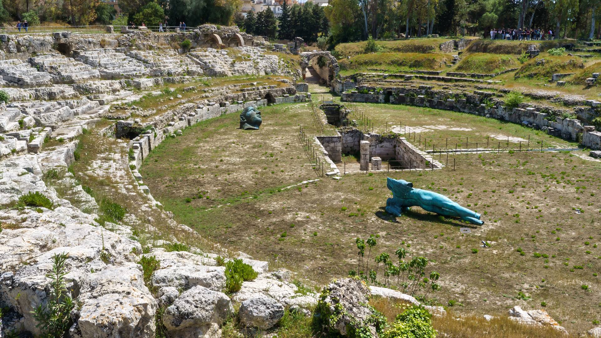 Römisches Amphitheater: Es ist eine der repräsentativsten baulichen Errungenschaften der frühen römischen Kaiserzeit